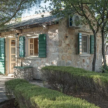 Ranch Frida Villa *